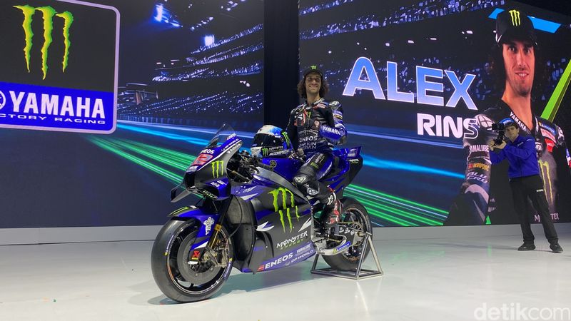 Array,Tim MotoGP Yamaha Resmi Rilis YZR-M1 Mesin V4 di Jakarta