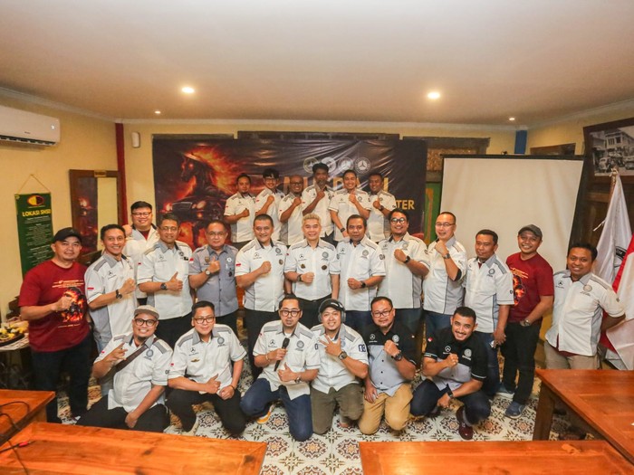 Array,Mercedes-Benz W211 Club Indonesia Bekasi Chapter Tunjuk Nakhoda Baru