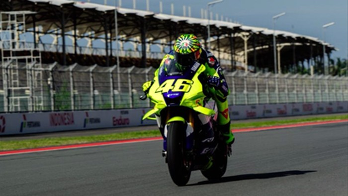 Array,Valentino Rossi Ogah Geber Motor MotoGP Lagi
