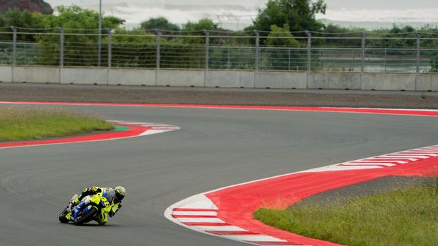 Array,Valentino Rossi Puji Habis Sirkuit Mandalika: Aspal Bagus, Layout Seru