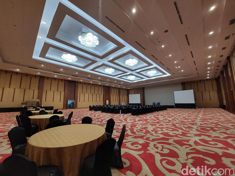 Array,Ide Staycation di Cibubur: Avenzel Hotel and Convention