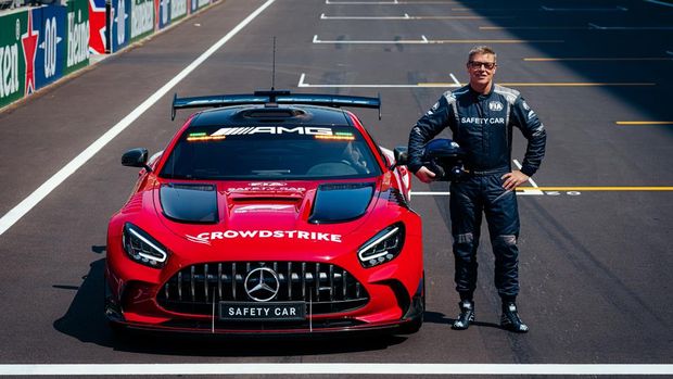 Array,Bukan Mobil Sembarangan, Ini Mercedes-AMG Pengawal Formula 1 2026