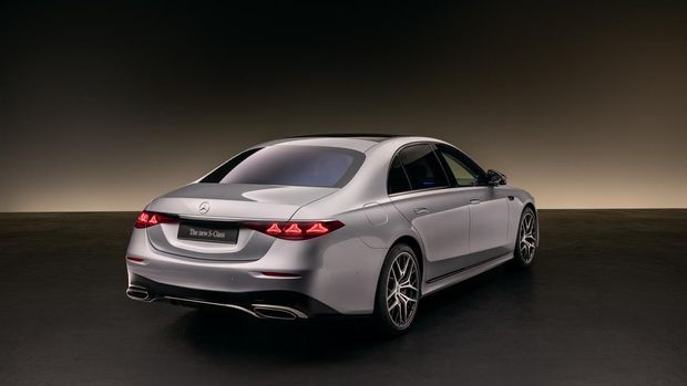 Array,Mercedes-Benz Luncurkan S-Class Terbaru, Makin Futuristis dan Pakai AI