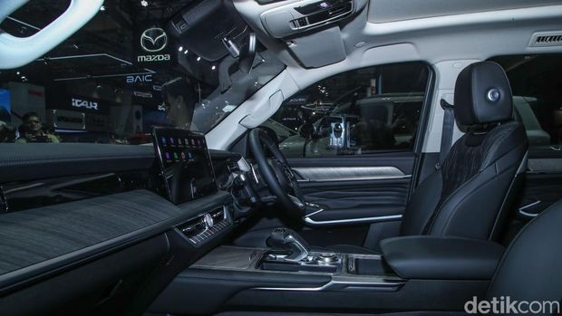 Array,Harga Mepet Pajero Sport-Fortuner, Begini Spek GWM Tank 500 Diesel di Indonesia