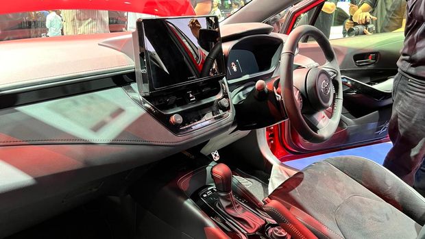 Array,Toyota New GR Corolla Meluncur, Ada Pilihan Transmisi Otomatis