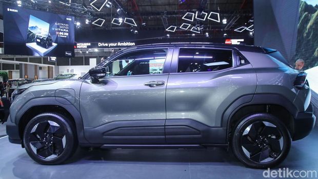 Array,Ini yang Bikin Harga Suzuki e Vitara Tembus Rp 750 Jutaan