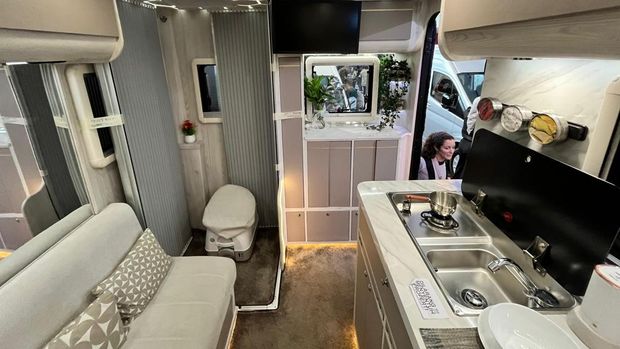 Array,Modifikasi Toyota Rangga Jadi Rumah Berjalan, Habiskan Biaya Rp 800 Juta