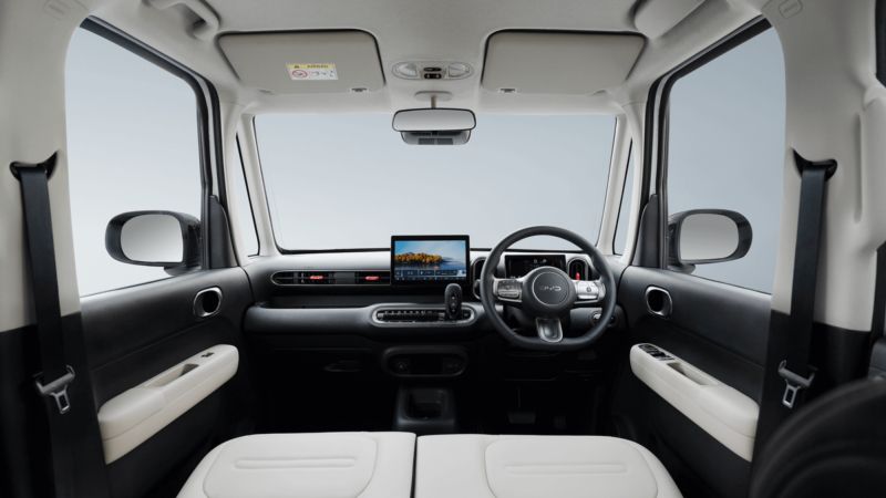 Array,Terungkap! Ini Spek dan Tampilan Interior Kei Car Pertama BYD di Jepang