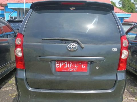 Array,Lelang Toyota Avanza Pelat Merah Mulai Rp 40 Jutaan