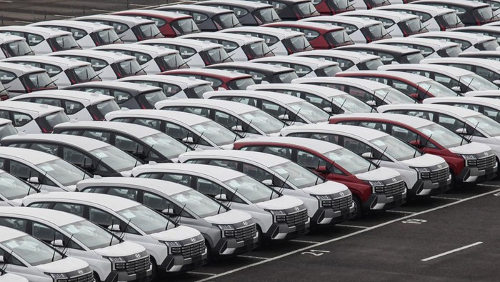 Array,Penjualan Mobil Turun Lagi, Gaikindo Ungkap Penyebabnya