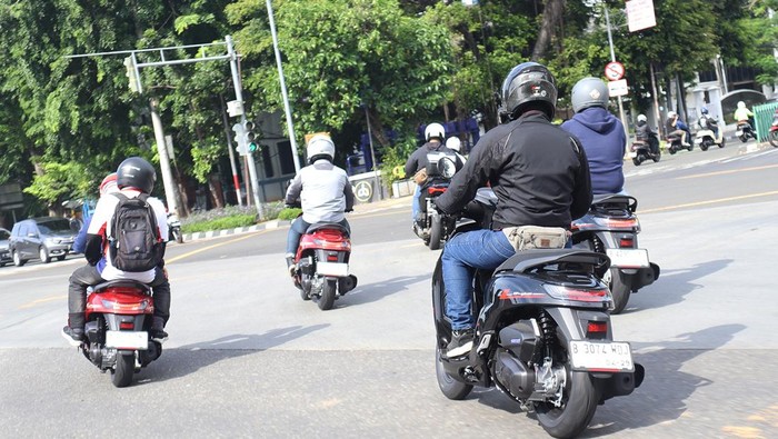 Array,Tips Naik Motor saat Ibadah Puasa