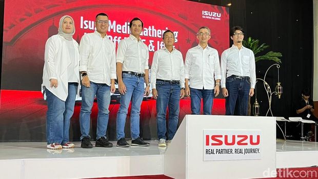 Array,Isuzu Genggam 29% Pasar Kendaraan Niaga RI, Traga Jadi Bintang