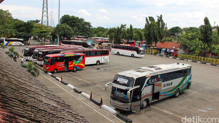 Array,Sudah Banyak Korban Jatuh, Perhatikan Hal Ini saat Mudik Naik Bus