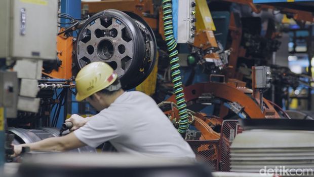 Array,Intip Dapur Produksi Ban Mobil Bridgestone