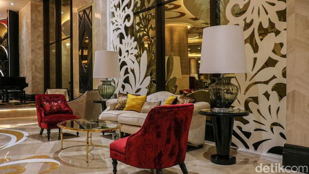 5 Rekomendasi Hotel untuk Staycation Saat Libur Lebaran di Jakarta, 1. Trans Hotel Jakarta Cibubur, 2. Fraser Residence Sudirman, 3. The Grove Suites by Grand Aston, 4. JS Luwansa Hotel, 5. Citadines Sudirman &amp; Citadines Gatot Subroto Jakarta