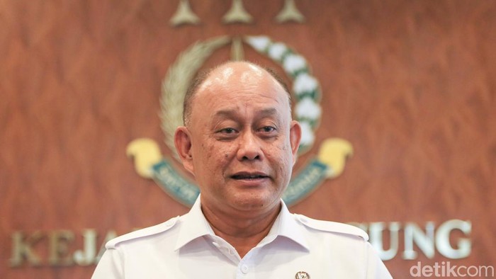 Array,Kontroversi Pengadaan Motor Listrik MBG di Bawah Dadan: Harga 1 Unit Rp 42 Juta