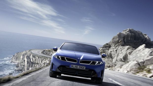 Array,BMW Luncurkan i3 Terbaru, Sedan Listrik yang Fenomenal!