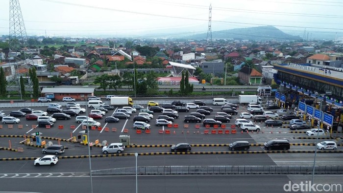 Array,Kebiasaan Sepele tapi Bikin Pintu Tol Macet