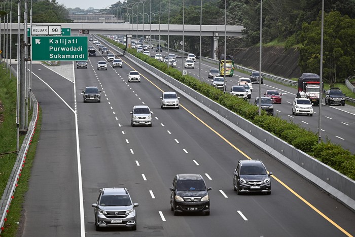 Array,Diskon Tarif Tol Berlaku Lagi, Balik ke Jakarta dari Semarang Cuma Segini