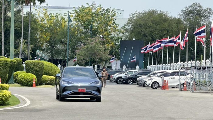 Array,Spek Mobil BYD Tunggangan PM Thailand saat Harga BBM Meroket