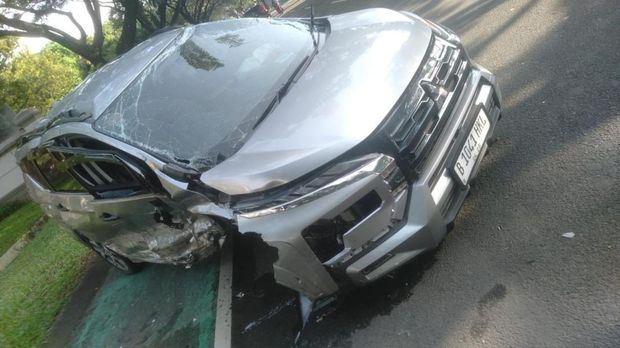 Array,Pelajaran dari Kecelakaan Mercy-Xpander hingga Ringsek di Serpong