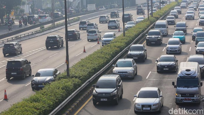 Array,Jalan Tol Direncanakan Kena PPN Tahun 2028