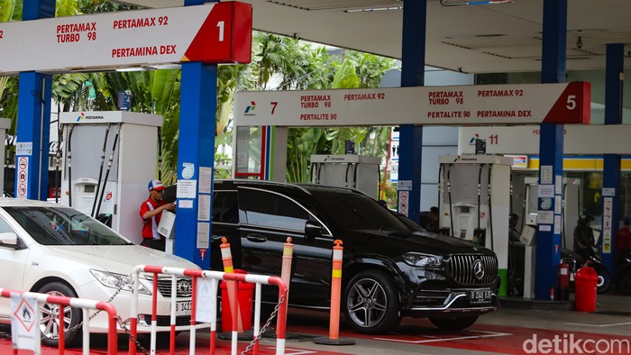 Array,Perbandingan Harga BBM di SPBU Pertamina, BP dan Vivo