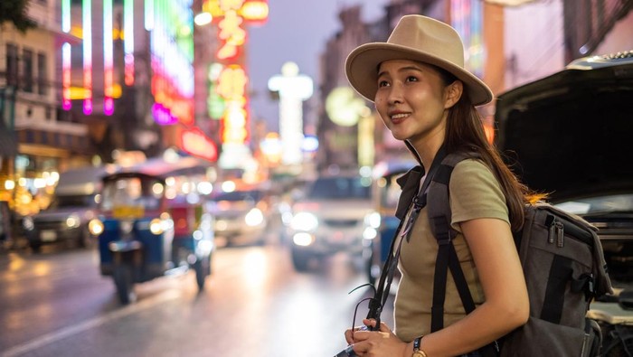 Ide Liburan Seru, Minim Budget tapi Healing Maksimal, 1. Wisata Sunyi, 2. Berburu Kuliner Legendaris, 3. Berburu Matahari Terbit, 4. Tukaran Rumah dengan Teman, 5. Liburan Tanpa Rencana
