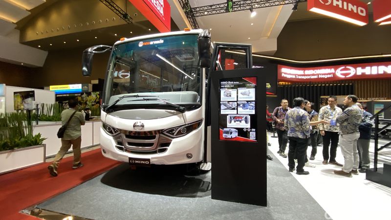 Array,Hino Rilis Bus buat Medan Berat, Harga Mulai Rp 625 Juta