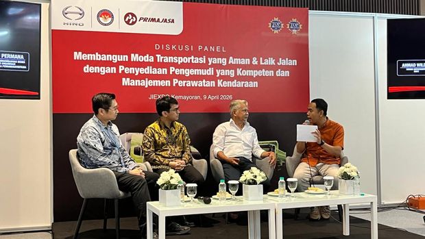 Array,Hino Didik Pengemudi Truk dan Bus di Indonesia Pakai Standar Jepang