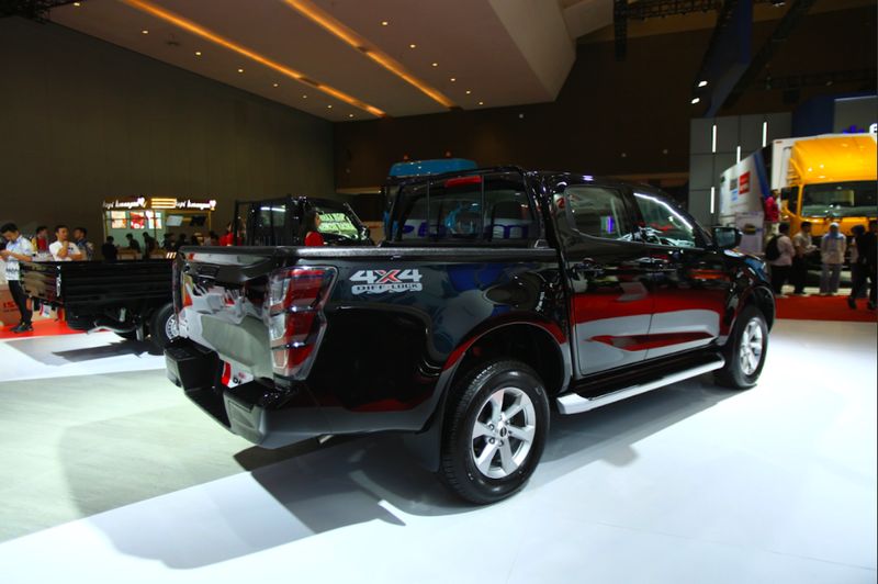 Array,Kenalin Nih Isuzu D-Max Rodeo, Senggol Dong Bos!