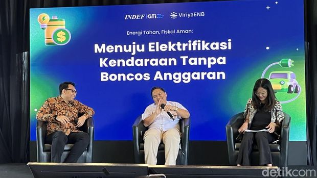 Array,Kendaraan Listrik Makin Ramai di RI, Impor BBM Kok Tetap Tinggi?