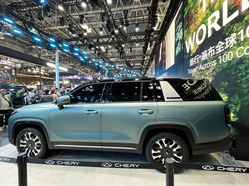 Array,Chery Tiggo V Meluncur, Kawinkan Konsep SUV-MPV-Pick Up