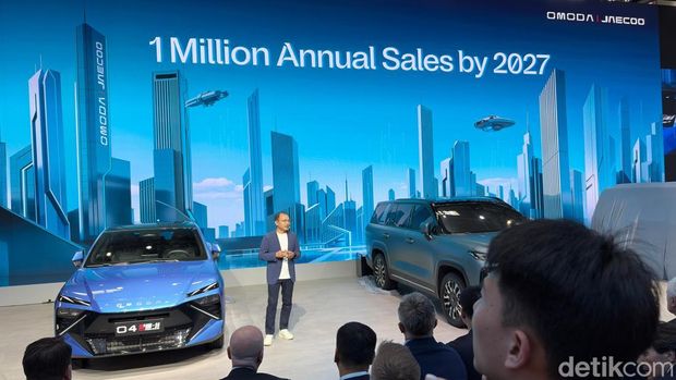 Array,Dunia Pontang-panting Bersaing dengan Mobil Listrik China