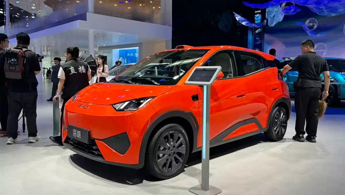 Array,BYD Atto 1 versi Baru Meluncur, Harga Mulai Rp 170 Jutaan