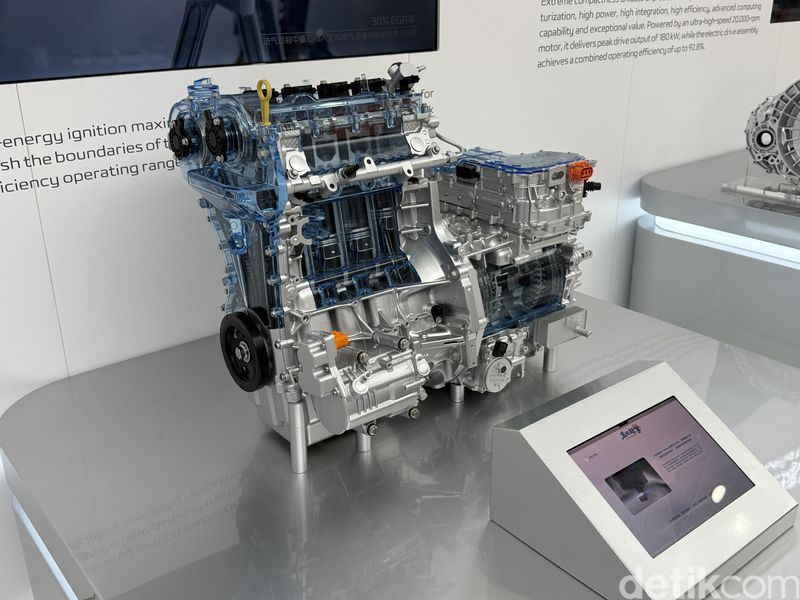 Array,Changan Pamer Kekuatan di Beijing Auto Show 2026, Mainkan Strategi 'Dua Kaki'