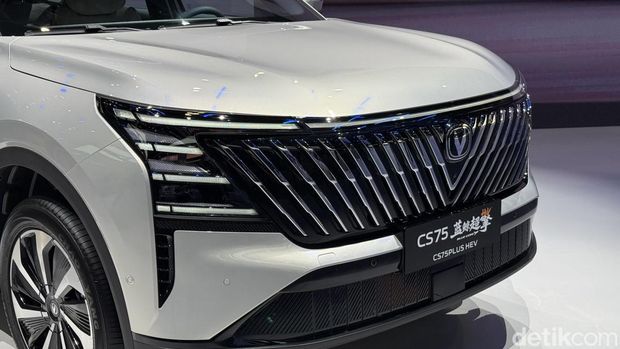 Array,Changan Pamer Kekuatan di Beijing Auto Show 2026, Mainkan Strategi 'Dua Kaki'