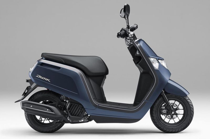 Array,Honda Rilis Skutik Irit BBM, Seliter Bisa untuk 75 Km!
