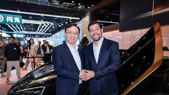 Array,Mobil Paling Mahal yang Dijual BYD, Harganya Lebih dari Rp 50 M