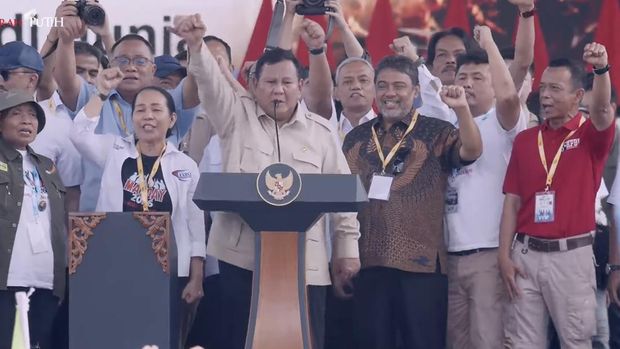Array,Respons Gojek-Grab soal Potongan Ojol Dipangkas dari 20% Jadi 8%