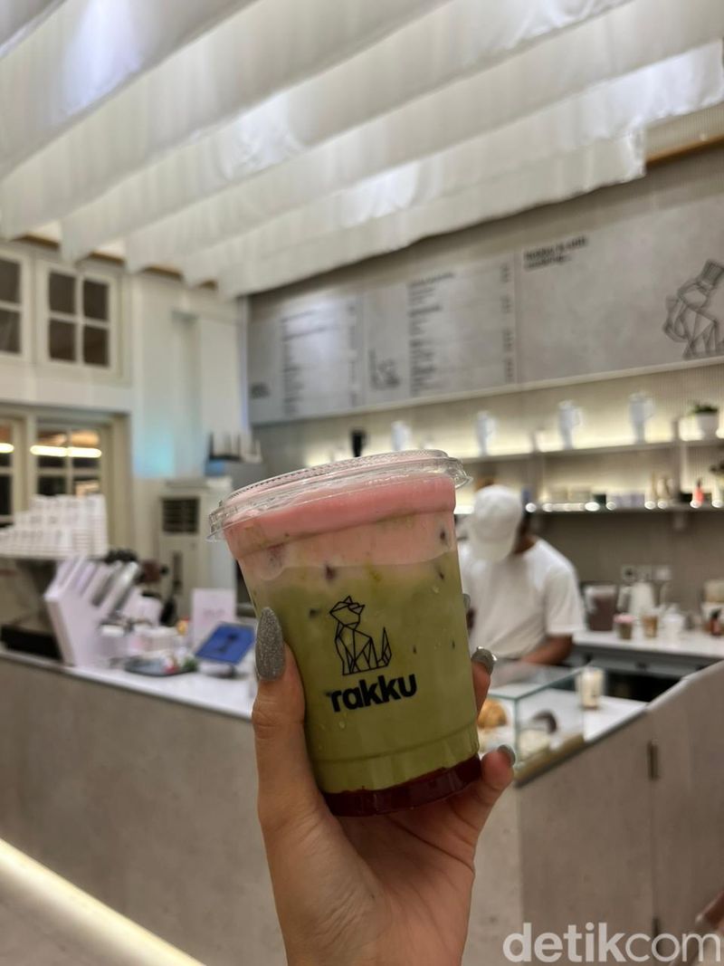 Jangan ke Malioboro Aja! Ini 5 Tempat Nongkrong di Kotabaru Jogja, 1. All Day Place, 2. Rakku, 3. Jnawi Cafe, 4. Simetri Coffe Roasters, 5. Silol Kopi & Eatery