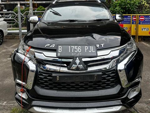 Array,Pajero Sport yang Tabrak Lari Pedagang Diamankan Polisi: Bagian Depan Rusak