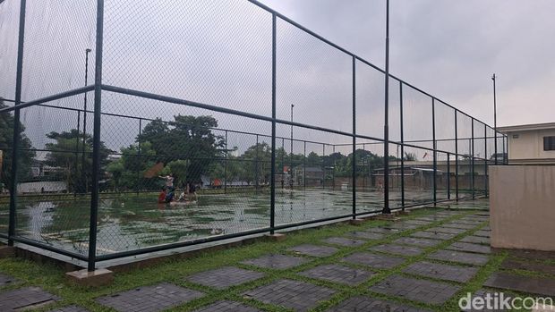 Array,Taman Dafici, Skatepark-nya Jadi Perosotan Raksasa Saat Hujan