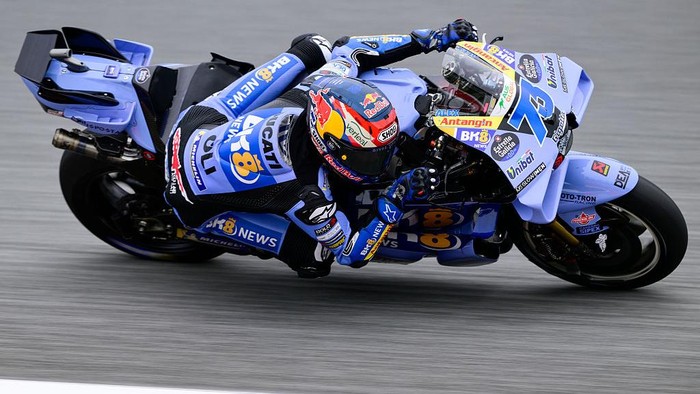 Array,Hasil Sprint Race MotoGP Catalunya 2026: Alex Marquez Juara, Acosta ke-2
