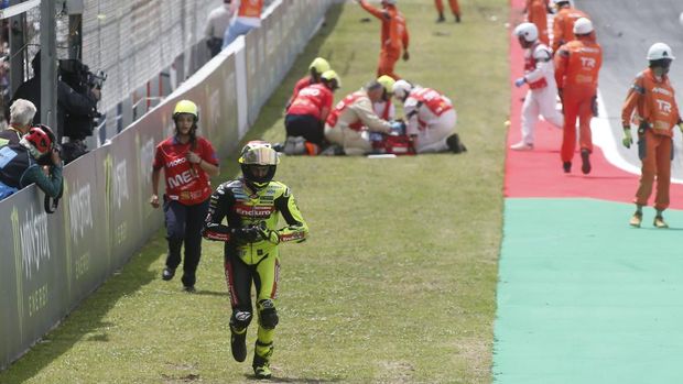 Array,Diggia Ketakutan Lihat Kecelakaan Brutal Alex Marquez: Mata Merem, Dihantam Roda