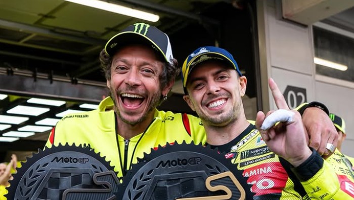Array,Pertanyaan Penting Valentino Rossi ke Diggia Usai Menang MotoGP Catalunya