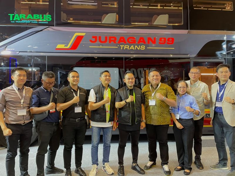 Array,Bus Terbaru Juragan99 Trans Meluncur, Punya Bioskop Berjalan