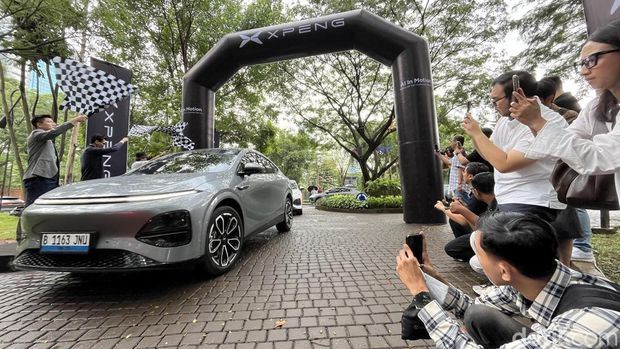 Array,Pasar Mobil Listrik China Mulai Melambat, Xpeng Kena Imbas