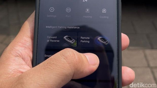 Array,Kayak Mainan, Parkir Xpeng G6 Bisa Dikontrol Pakai Remot di HP!