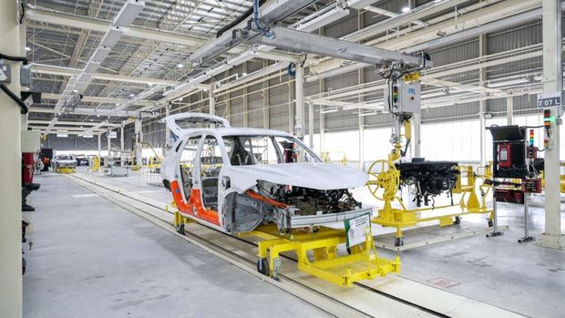 Array,Indonesia Kian Tertinggal, Mobnas Malaysia Ekspansi EV 42 Ribu Unit/Tahun